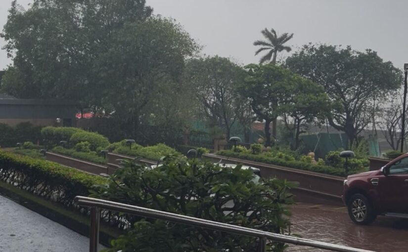 Come Fly with me to Far Bombay